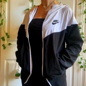 Nike Runner Windbreaker Black & White